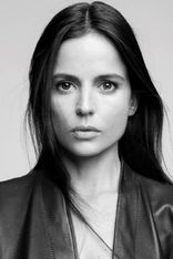 Elena Anaya